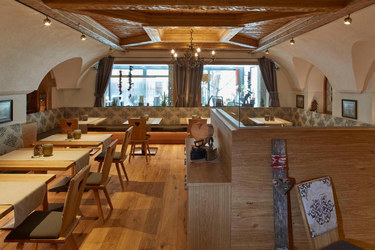 Schwarzer Adler Hotel Nauders